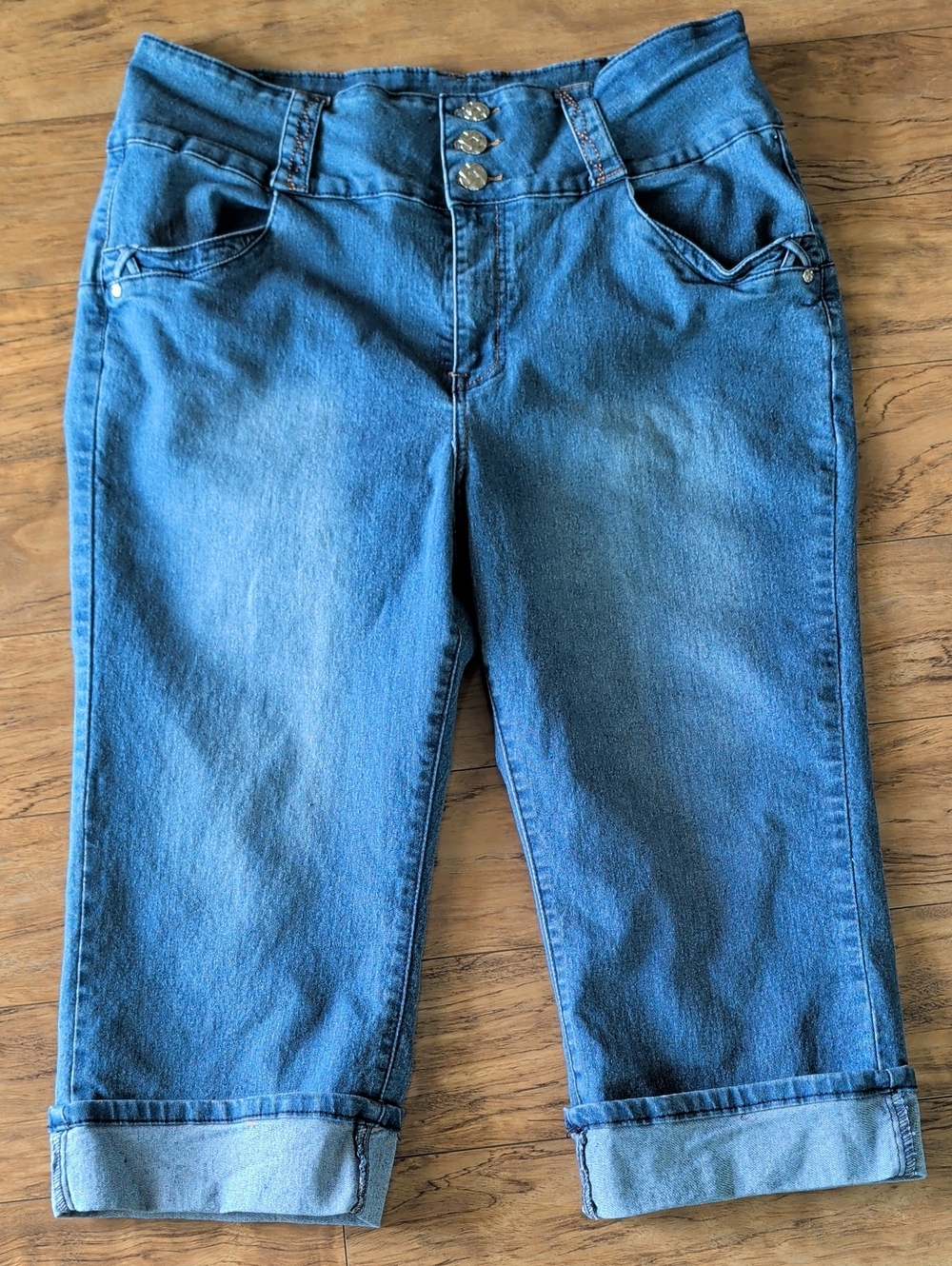 B E by Hailey Size 22 Blue Stretch Cropped Jeans High Rise Cuffed Denim